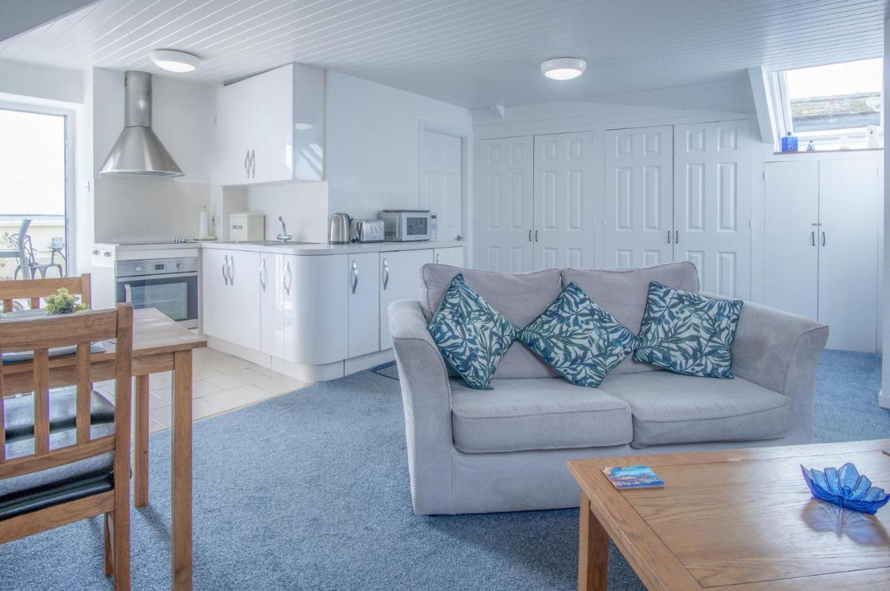 St Julians View - 1 Bedroom Apartment - Tenby Eksteriør billede