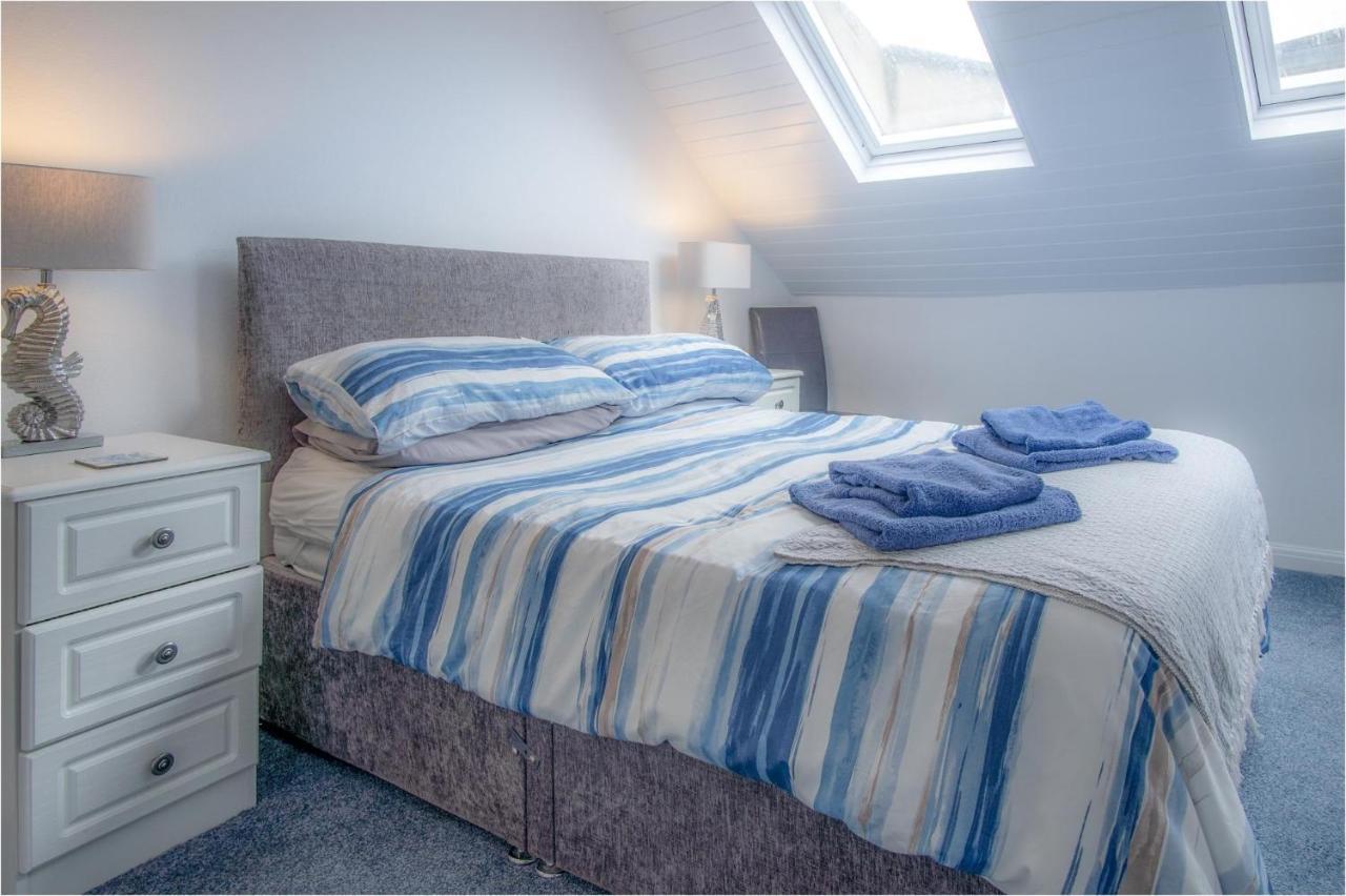 St Julians View - 1 Bedroom Apartment - Tenby Eksteriør billede